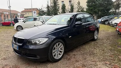 Usata BMW 320 Efficient Dynamics 177 CV (130 kW) 2007 Blu Berlina