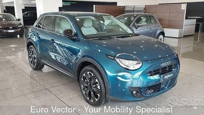 Usata Fiat 600 La Prima 101 CV (74 kW) 2024 Verde SUV