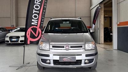 Usata Fiat Panda Dynamic 60 CV (44 kW) 2009 Argento Utilitaria