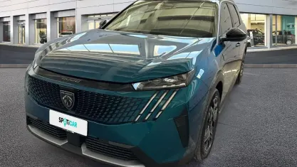 Usata Peugeot 5008 GT 145 CV (106 kW) 2025 Blu SUV