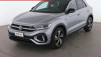 Usata VW T-Roc R-line 116 CV (85 kW) 2023 Grigio SUV