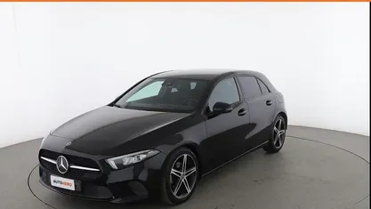 Usata Mercedes A180 116 CV (85 kW) 2019 Nero Berlina