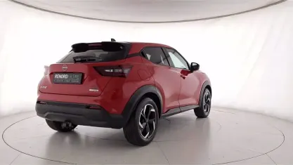 Usata Nissan Juke N-Connecta 143 CV (105 kW) 2023 Rosso SUV