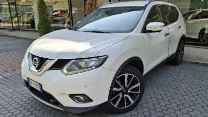 Usata Nissan X-Trail Acenta Premium 131 CV (96 kW) 2017 Bianco perlato SUV