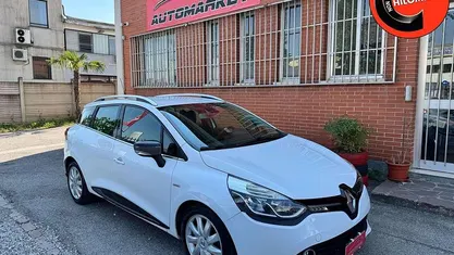 Bianco Usata 2015 Renault Clio GrandTour Station wagon | 6990 € (Buon prezzo)