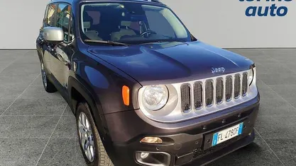 Usata Jeep Renegade Limited 140 CV (102 kW) 2017 Grigio SUV