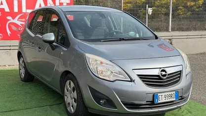 Usata Opel Meriva Cosmo 95 CV (69 kW) 2014 Grigio Monovolume