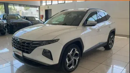 Usata Hyundai Tucson 230 CV (169 kW) 2024 Bianco SUV