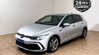 Brugt VW Golf VIII R-line 131 HK (96 kW) 2023 Sølv Hatchback