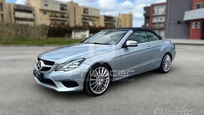Usata Mercedes E220 Premium 170 CV (125 kW) 2015 Cabrio