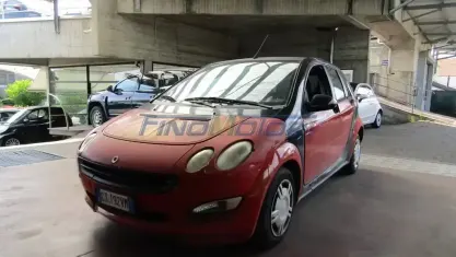 Usata Smart ForFour 75 CV (55 kW) 2005 Rosso Utilitaria