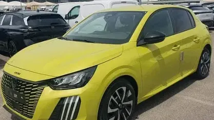 Nuova Peugeot 208 Business-Line 101 CV (74 kW) 2026 Giallo Utilitaria