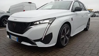 Usata 2025 Peugeot 308 GT Berlina | 25.900 € (Ottimo prezzo)