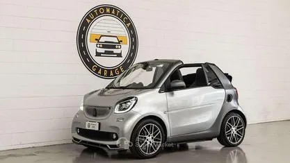 Usata Smart ForTwo Cabrio Brabus 109 CV (80 kW) 2017 Cabrio