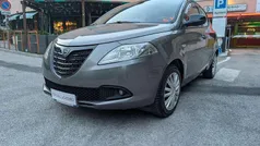 Grigio Usata 2015 Lancia Ypsilon Platinum Due volumi | 6990 € (Buon prezzo)
