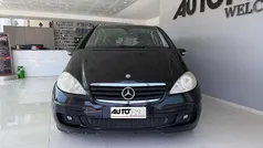 Nero Usata 2007 Mercedes A150 Avantgarde Tre volumi | 3200 € (Ottimo prezzo)
