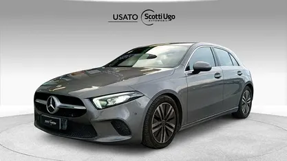 Usata Mercedes A180 116 CV (85 kW) 2022 Grigio Berlina