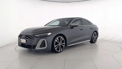 Grigio daytona perlato Usata 2024 Audi S5 Ambiente Berlina | 69.900 € (Buon prezzo)
