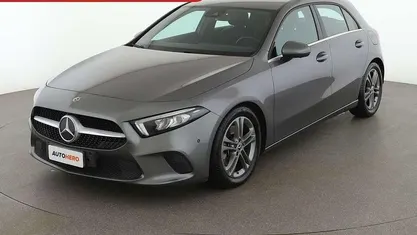 Grigio Usata 2019 Mercedes A220 Business Tre volumi | 19.499 € (Super prezzo)