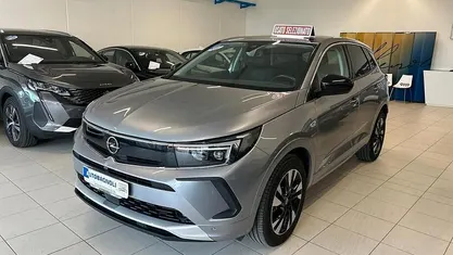 Usata Opel Grandland X Business Elegance 131 CV (96 kW) 2022 Grigio SUV