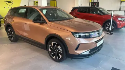 Nuova Opel Grandland Electric Edition 136 CV (100 kW) 2025 Impakt cooper SUV