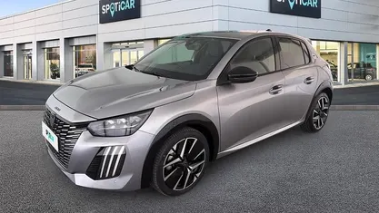 Usata 2024 Peugeot 208 GT Due volumi | 22.850 € (Buon prezzo)