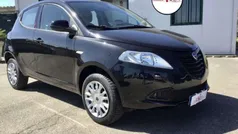 Nero Usata 2015 Lancia Ypsilon Due volumi | 7990 € (Buon prezzo)