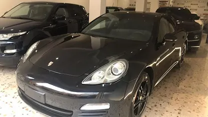 Usata Porsche Panamera Platinum Edition 250 CV (183 kW) 2012 Utilitaria