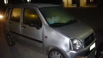 Usata Opel Agila Club 60 CV (44 kW) 2005 Grigio Monovolume