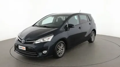 Usata Toyota Verso Active 112 CV (82 kW) 2016 Blu Monovolume
