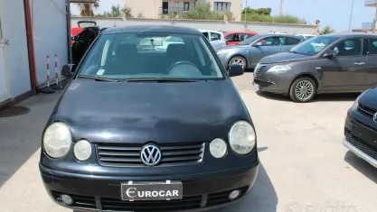 Usata VW Polo Comfortline 75 CV (55 kW) 2004 Grigio Berlina