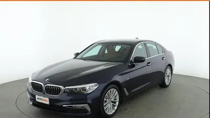Usata BMW 530 Luxury Line 265 CV (194 kW) 2017 Blu Berlina