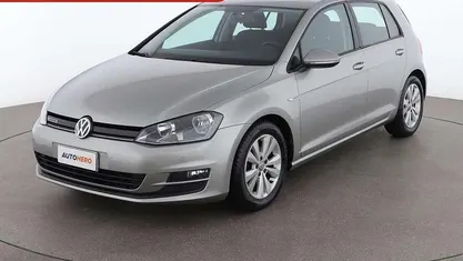 Grigio Usata 2016 VW Golf VII Comfortline Tre volumi | 12.699 € (Buon prezzo)