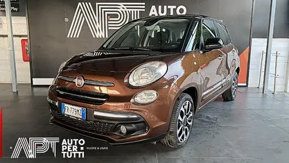 Usata 2018 Fiat 500L Lounge Monovolume | 11.800 € (Cara)