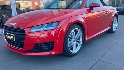 Usata Audi TT Roadster Design 184 CV (135 kW) 2015 Rosso Cabrio