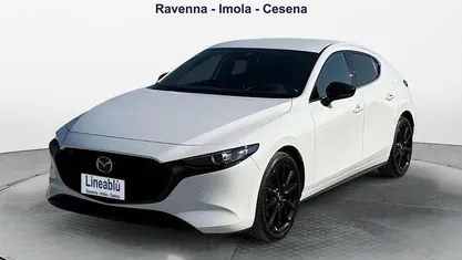 Usata Mazda 3 Exclusive 122 CV (89 kW) 2023 Bianco Utilitaria