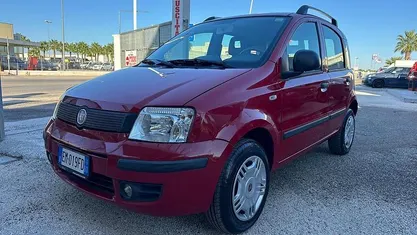Rosso Usata 2012 Fiat Panda Dynamic Tre volumi | 4200 € (Buon prezzo)