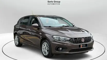 Usado Fiat Tipo Easy 95 CV (69 kW) 2017 Marrón Utilitario