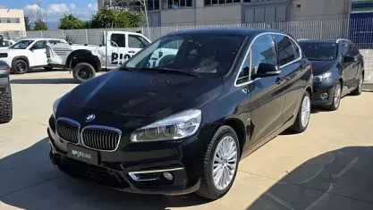 Usata BMW 216 Active Tourer Comfort Edition 116 CV (85 kW) 2017 Blu Monovolume