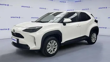 Usata 2025 Toyota Yaris Cross Business Edition SUV | 20.690 € (Super prezzo)