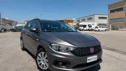 Usata Fiat Tipo Lounge 95 CV (69 kW) 2017 Grigio Station wagon