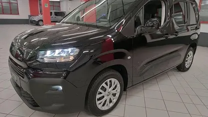 Usata Fiat Doblò 102 CV (75 kW) 2025 Monovolume