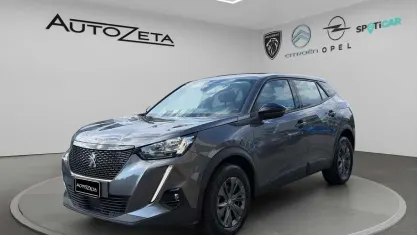 Usata Peugeot 2008 Active 110 CV (80 kW) 2022 Grigio SUV