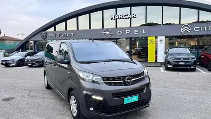 Usata 2020 Opel Zafira Life Business Monovolume | 24.900 € (Buon prezzo)