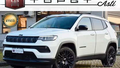 Usado Jeep Compass Night Eagle 131 CV (96 kW) 2022 Blanco SUV