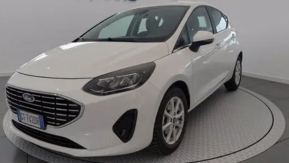 Usata Ford Fiesta Titanium 125 CV (91 kW) 2024 Frozen white Berlina