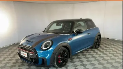 Begagnad Mini John Cooper Works Essential 231 HK (169 kW) 2023 Blå Halvkombi