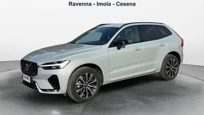 Usata Volvo XC60 Plus 250 CV (183 kW) 2025 Grigio SUV