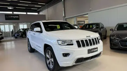 Usata Jeep Grand Cherokee Overland 250 CV (183 kW) 2015 Bianco SUV