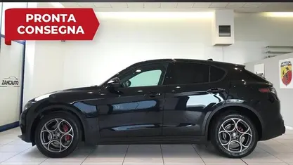 Usata Alfa Romeo Stelvio Sprint 160 CV (117 kW) 2024 SUV